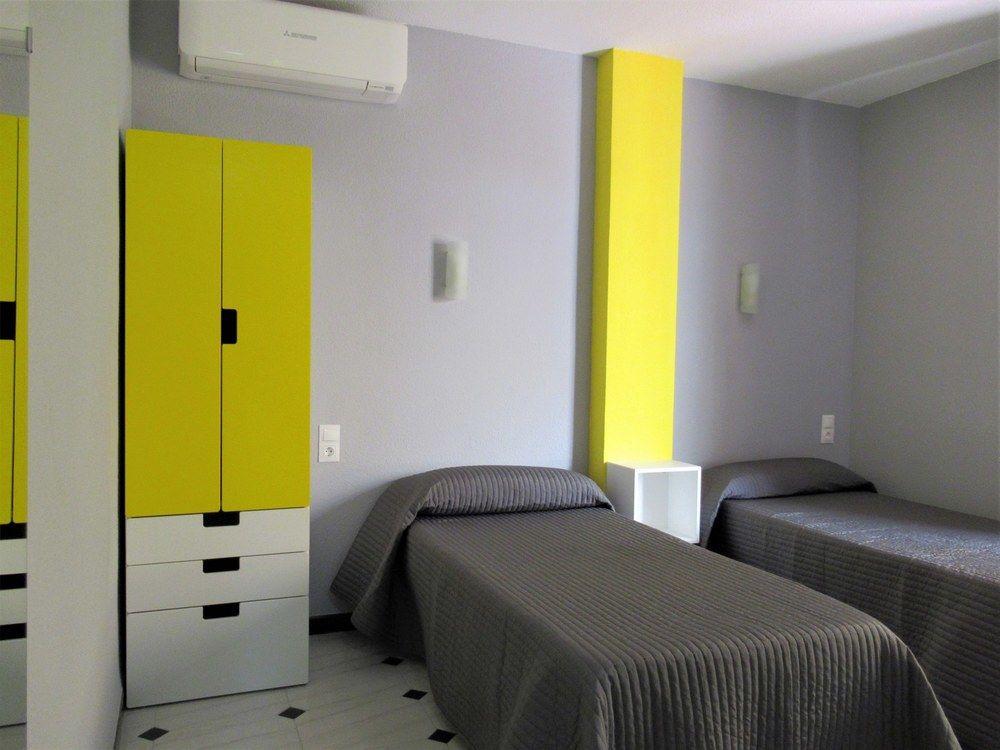 Hostal Tropical Almuñécar 외부 사진