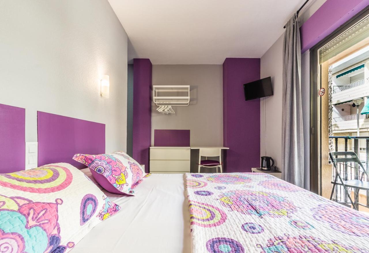 Hostal Tropical Almuñécar 외부 사진