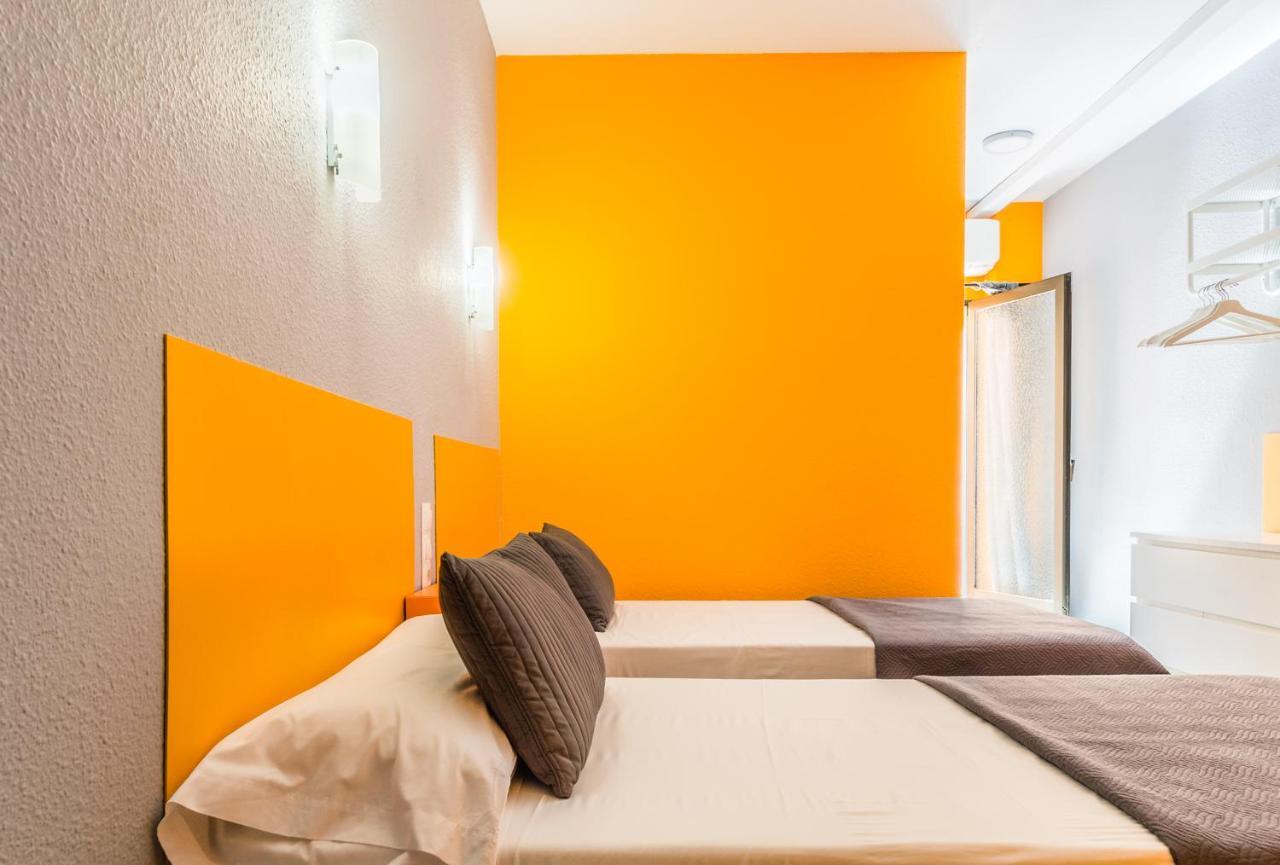Hostal Tropical Almuñécar 외부 사진