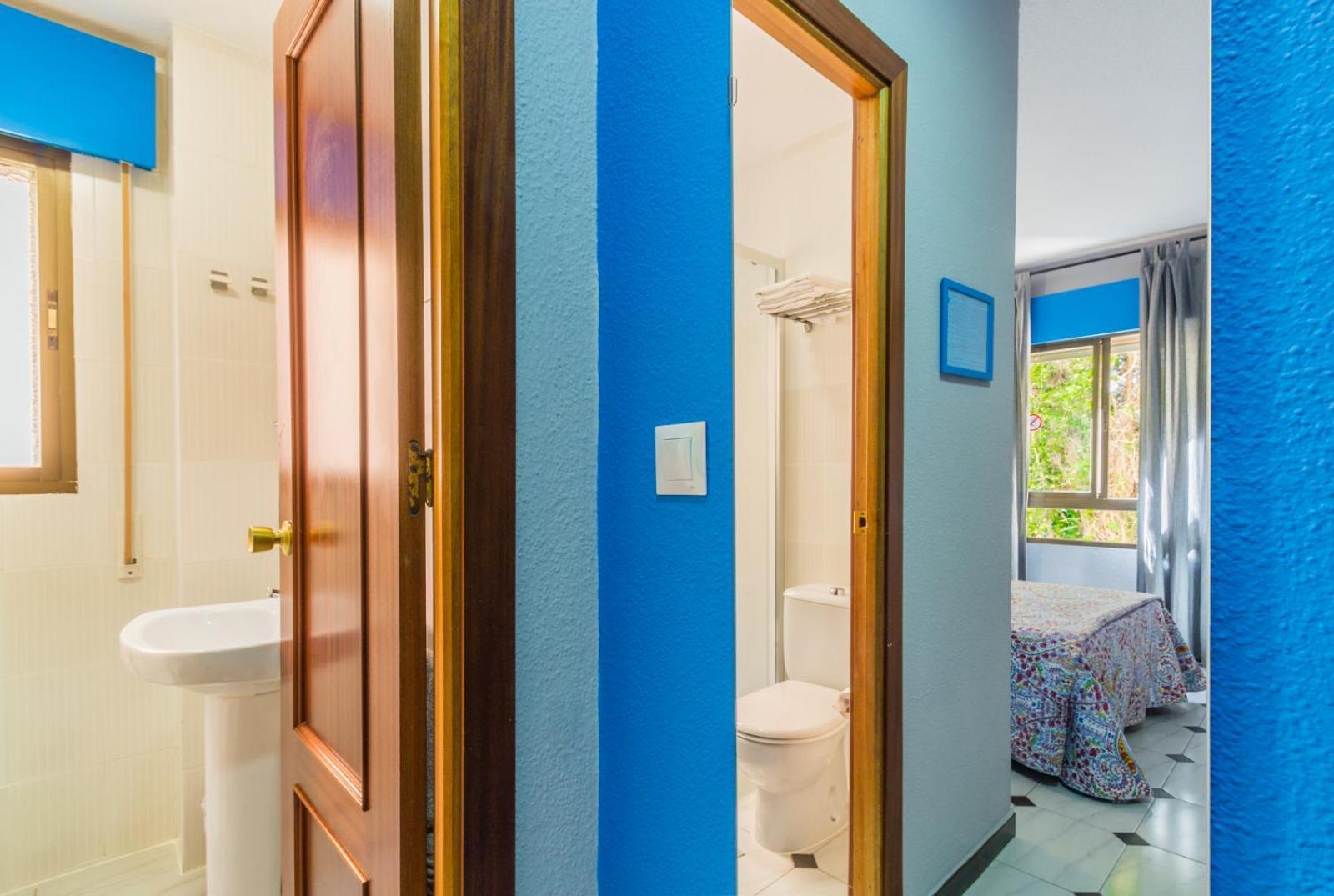 Hostal Tropical Almuñécar 외부 사진